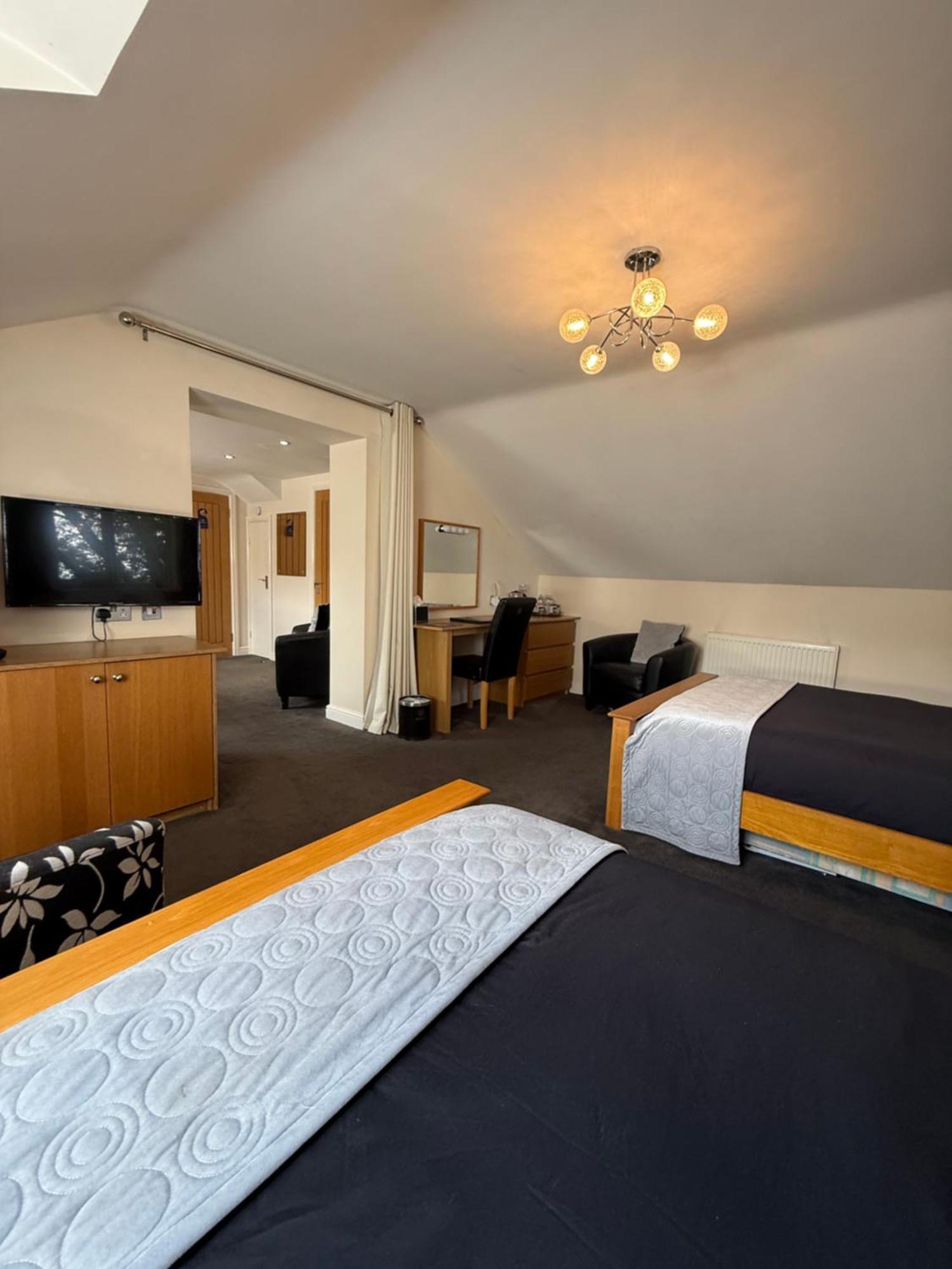 Barncroft Luxury Bed & Breakfast Solihull Extérieur photo