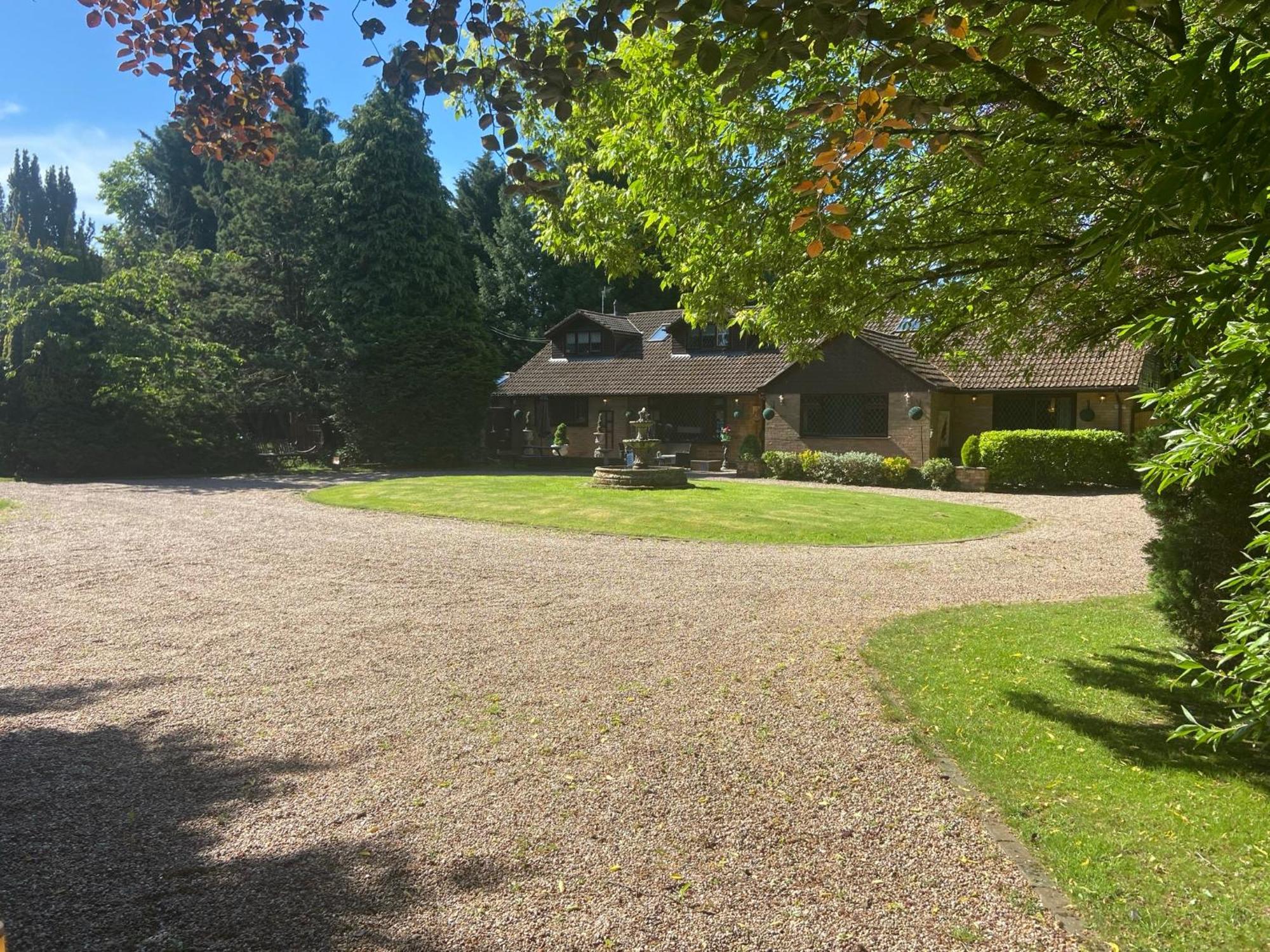 Barncroft Luxury Bed & Breakfast Solihull Extérieur photo