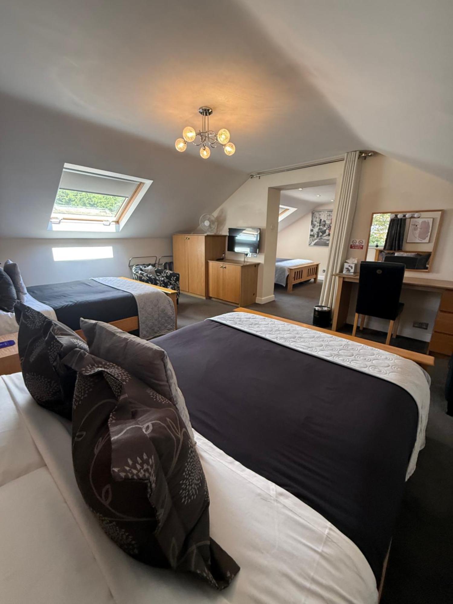 Barncroft Luxury Bed & Breakfast Solihull Extérieur photo